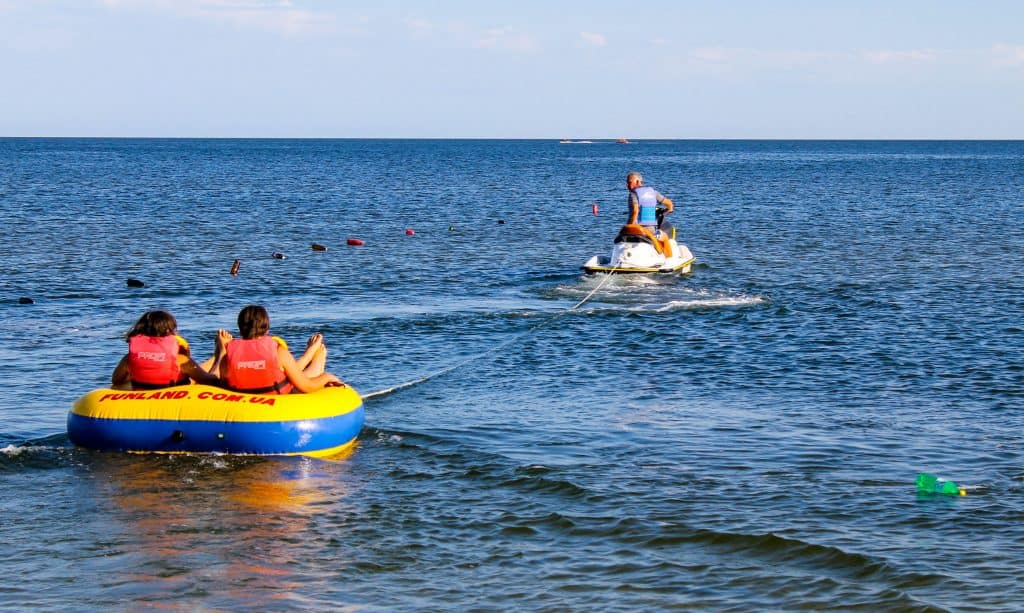 Yamaha vs Sea-Doo jet ski