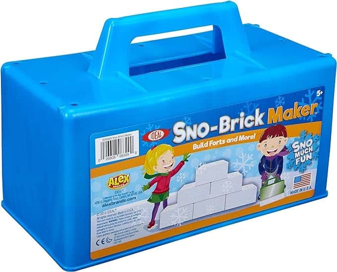Snow brick maker